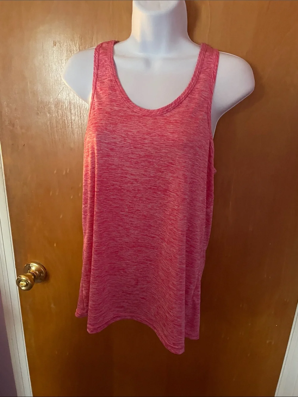 Pink Heathered Racerback Tank 🩷 - Picture 6 of 12